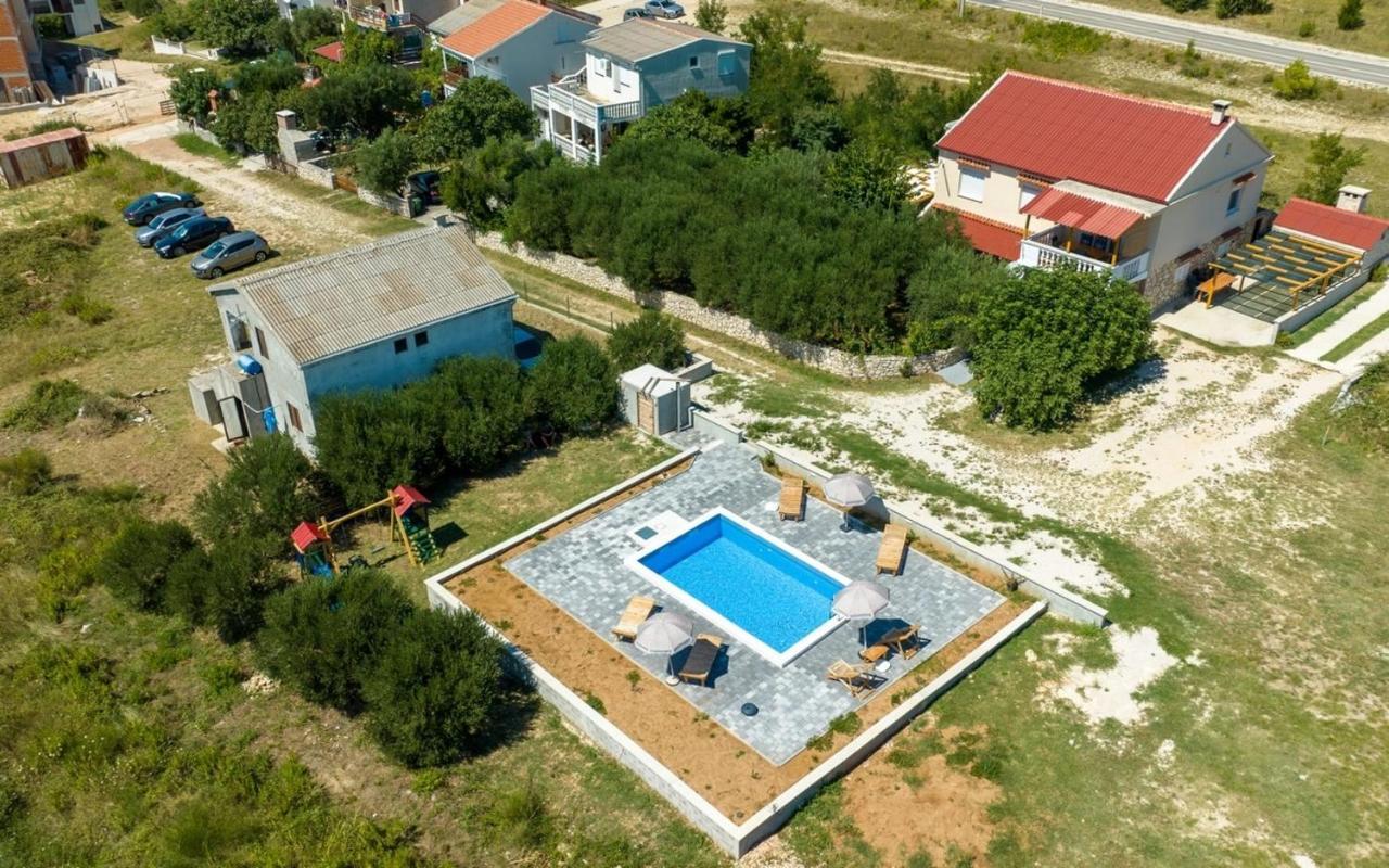 Family Friendly Apartments With A Swimming Pool Rtina - Stosici, Zadar - 21450 المظهر الخارجي الصورة