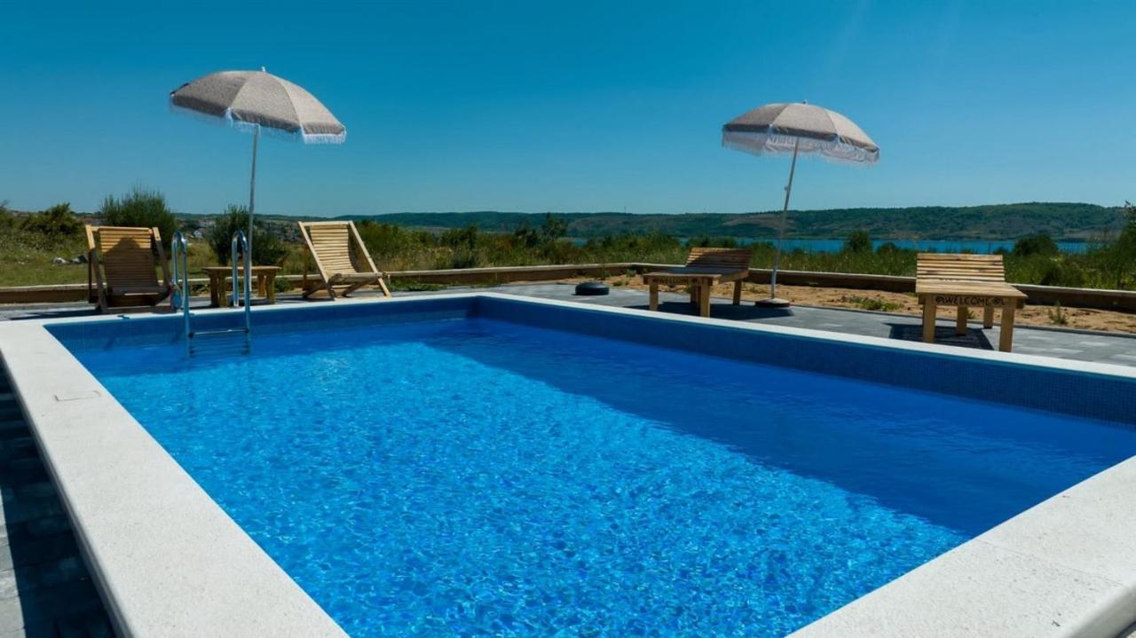 Family Friendly Apartments With A Swimming Pool Rtina - Stosici, Zadar - 21450 المظهر الخارجي الصورة